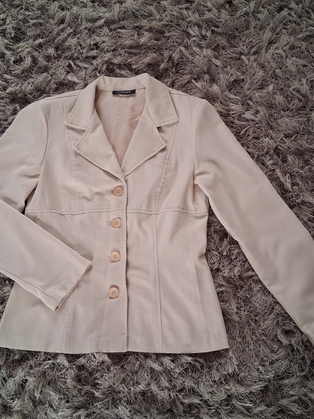 Alyn Paige Cream Button-Front Tailored Blazer